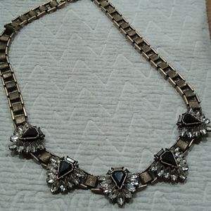 Blue rhinestones necklace